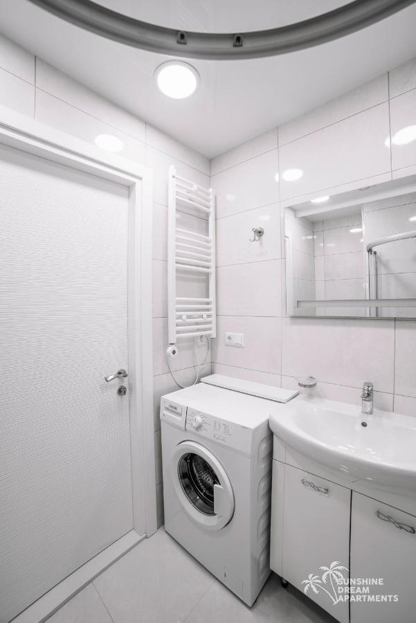 Sunshine Apartments Orbi Beach Tower บาทูมิ ภายนอก รูปภาพ
