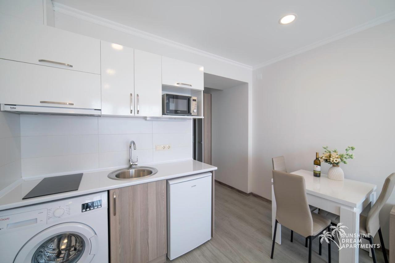 Sunshine Apartments Orbi Beach Tower บาทูมิ ภายนอก รูปภาพ