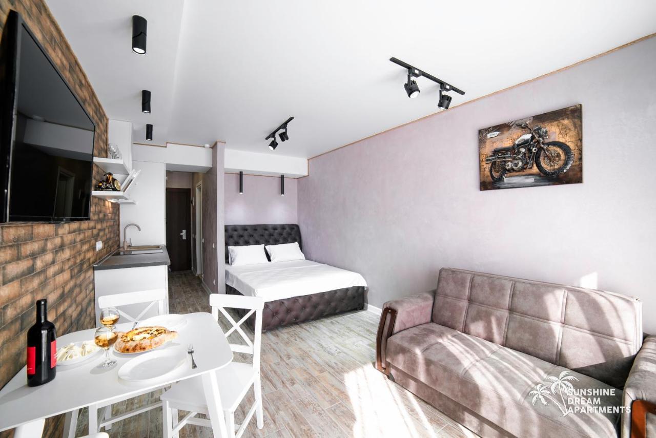 Sunshine Apartments Orbi Beach Tower บาทูมิ ภายนอก รูปภาพ